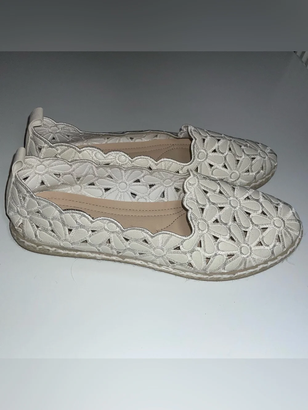 Pearl Floral Lace Espadrille Flats Wide Width 9W Comfortable Slip-On Shoes